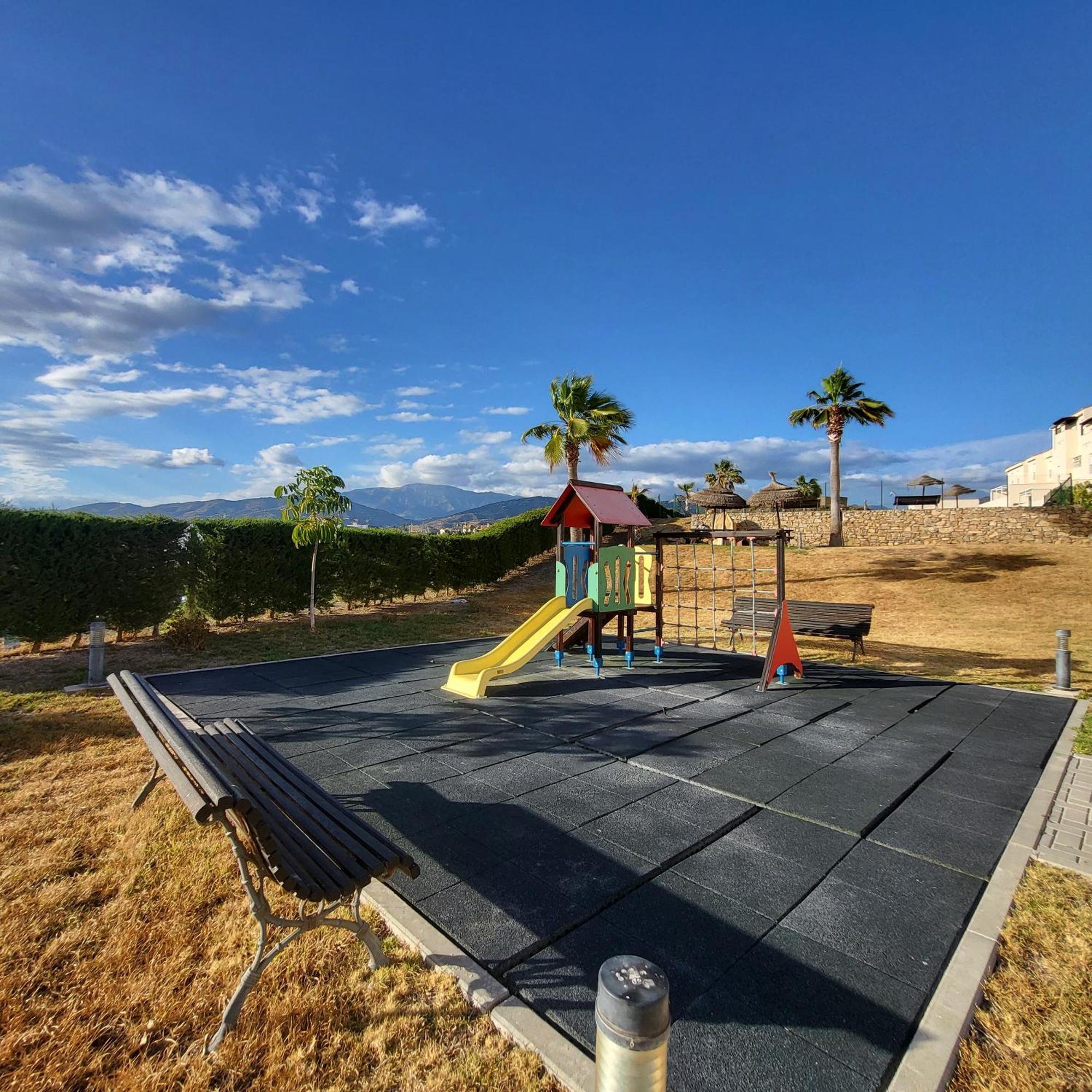 Apartmán Golf En Baviera Con Vistas Al Mar Caleta De Velez Exteriér fotografie